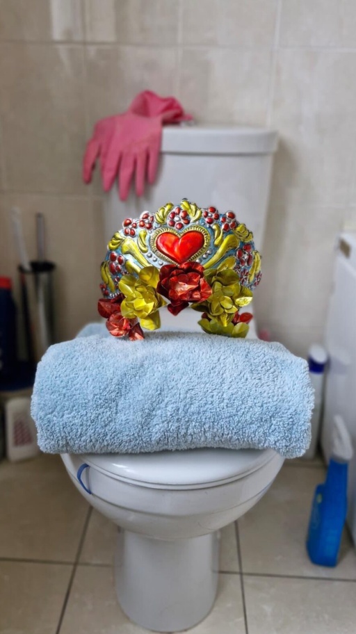 The Secret Life Of A Cleaner - Claudia Caamano